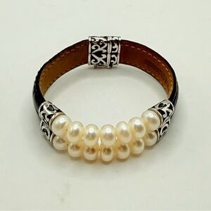 Double Strand Cultured Pearl Leather Beacelet Sterling Silver Scroll Clasp 7.5in